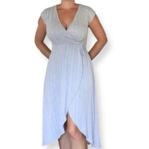 Caution to the wind, size xs, light weight, high-low, white and blue pin stripe